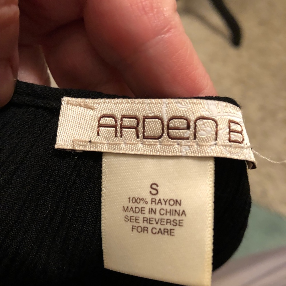 Arden b top - Picture 7 of 7